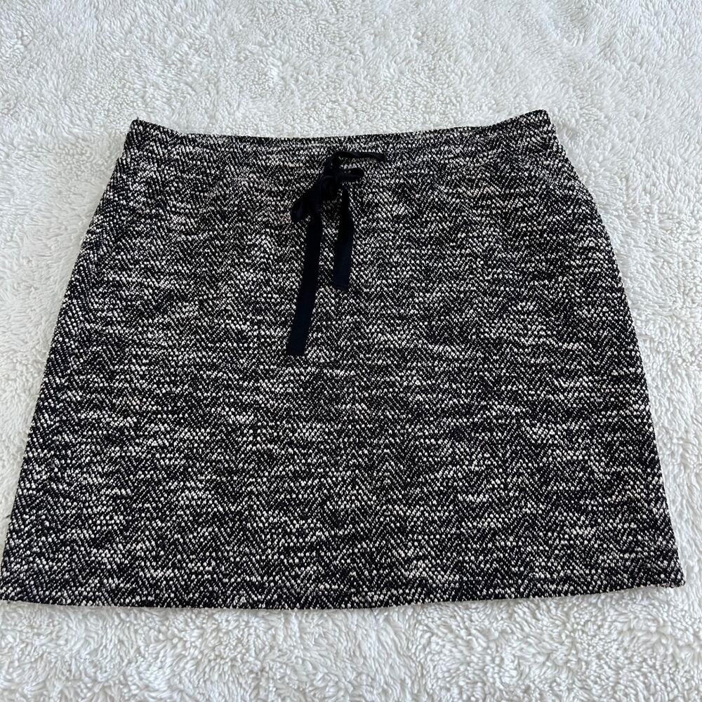 Ann Taylor LOFT Sz LP Mini Skirt Black Ivory Preppy Country Club Atheisure Luxe